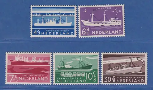 Niederlande 1957 Sommermarken Schiffe Mi.-Nr. 692-696 Satz kpl.  ** / MNH