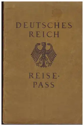 [Ansichtskarte] Fremdenpass und Reisepass von der selben Frau durch Heirat staatenlos!! extrem selten!!. 