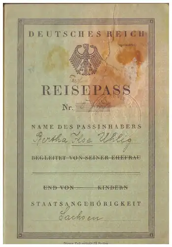 [Ansichtskarte] Fremdenpass und Reisepass von der selben Frau durch Heirat staatenlos!! extrem selten!!. 