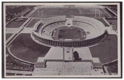 [Propagandapostkarte] Dt.- Reich (006706) Propagandakarte Berlin, Reichssportfeld, Fliegeraufnahme, gelaufen Berlin mit SST 1937. 