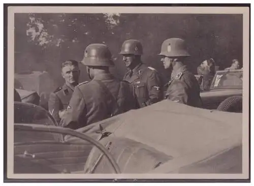 [Propagandapostkarte] Dt-Reich (007634) Propaganda Kriegs-Wintewr-Hilfswerk 1939/40 Bilder vom Einsatz unserer Polizei im Osten, ungebraucht. 
