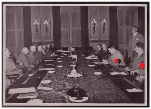Adolf Hitler. 