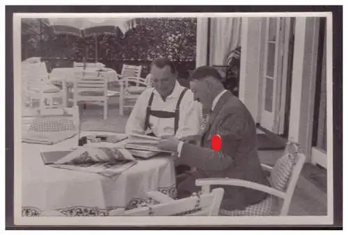 Adolf Hitler. 