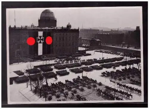 Adolf Hitler. 