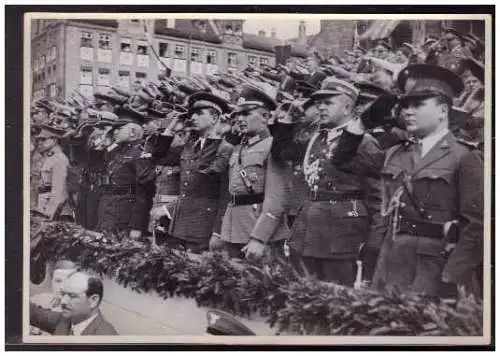 Adolf Hitler. 