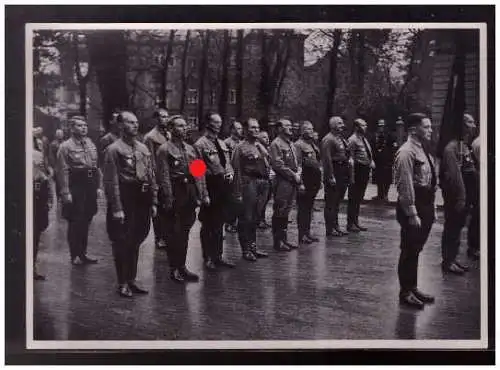 Adolf Hitler. 