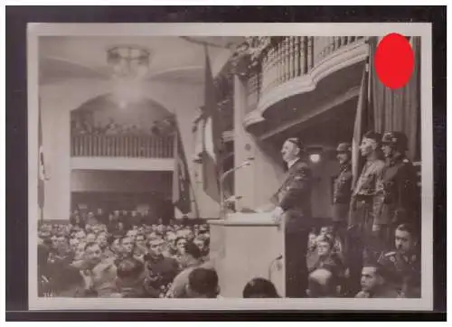 [Propagandapostkarte] DT- Reich (009457) Propaganda Fotokarte ohne Ak Einteilung, Der Führer am Vorabend des 9. Novembers 1939. 