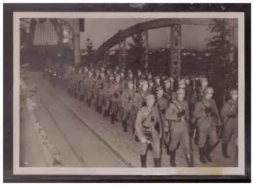 [Propagandapostkarte] DT- Reich (009460) Propaganda Fotokarte ohne Ak Einteilung, Memelland Befeiung, Rückseitig beschriftet. 