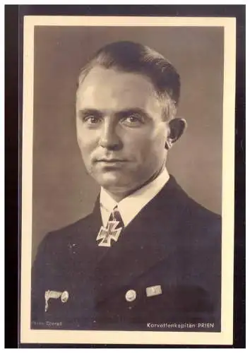 [Propagandapostkarte] Dt- Reich (021194) Propaganda Ritterkreuzträger Krovettenkapitän Priem, gelaufen München SST 15.3.1942. 