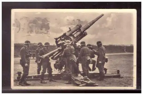 [Propagandapostkarte] Dt- Reich (021868) Propagandakarte, Exerzieren am schweren Flakgeschütz, gelaufen Feldpost Ulm 23.2.1943. 