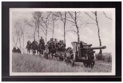 [Propagandapostkarte] Dt- Reich (022700) Propaganda Postkarte Unsere Wehrmacht, Leichte Artillerie auf dem Marsch, gelaufen Erlangen. 