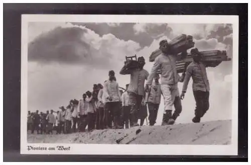 [Propagandapostkarte] Dt- Reich (023230) Propaganda AK Pioniere am Werk, gelaufen Karsruhe 1944. 