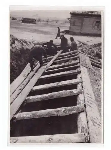 Dt- Reich (023461) Propaganda Presse Foto Häuser wandern unter die Erde Größe 13 x 18 cm