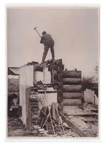 Dt- Reich (023462) Propaganda Presse Foto Häuser wandern unter die Erde Größe 13 x 18 cm