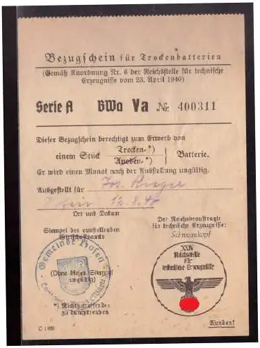 Dt- Reich (023571) Bezugsschein für Trockenbatterien mit anhängender Durchschrift fürc das Wirtschaftsamt Gemeinde Hofen