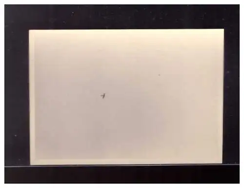 Dt- Reich (024013) Foto Flugzeug in der Ferne , 8,7 x 6,1 cm groß
