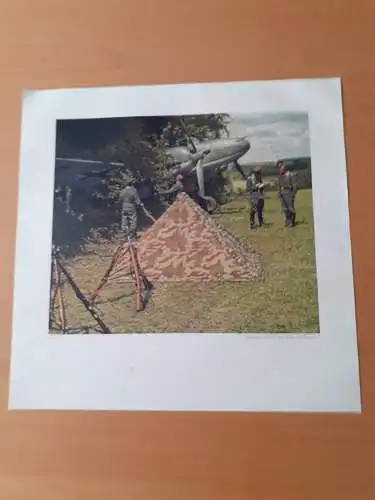 Dt.- Reich (021135) Propagandabild Zerstörer Me 110 auf einem Feldflugplatz, JUNKERS-WANDKALENDER 1941