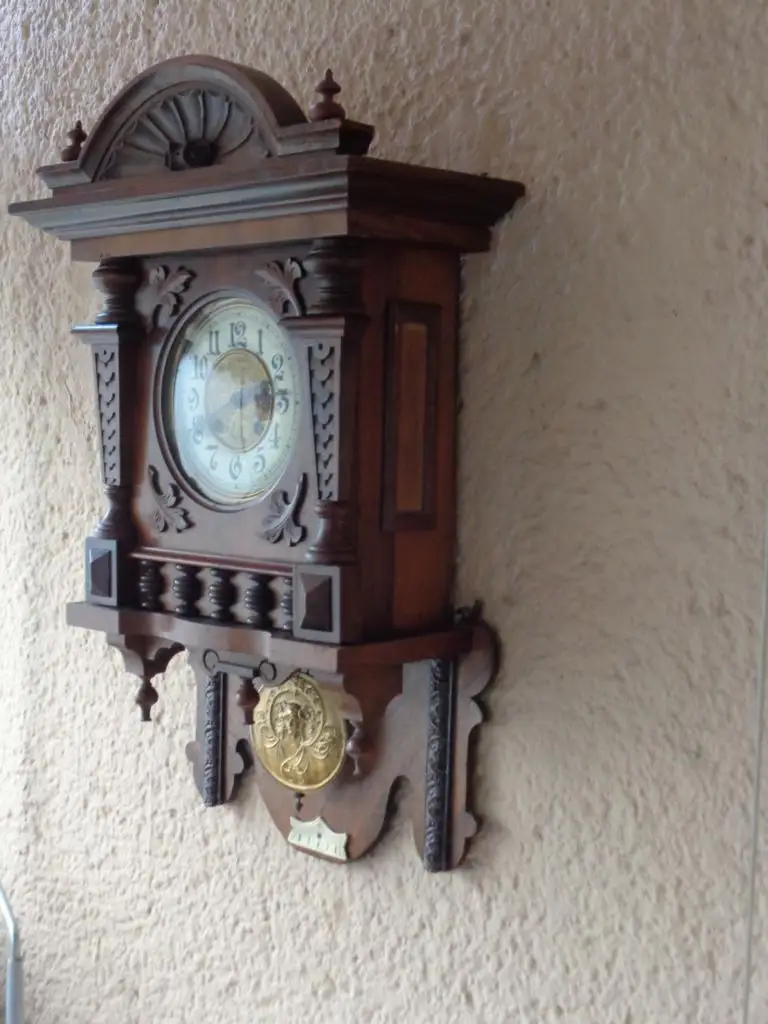 Alte Freischwinger Uhr, Gustav Becker Werk P42, Gehäuse etwas modifiziert, guter Erhalt, Überholung erforderlich 1