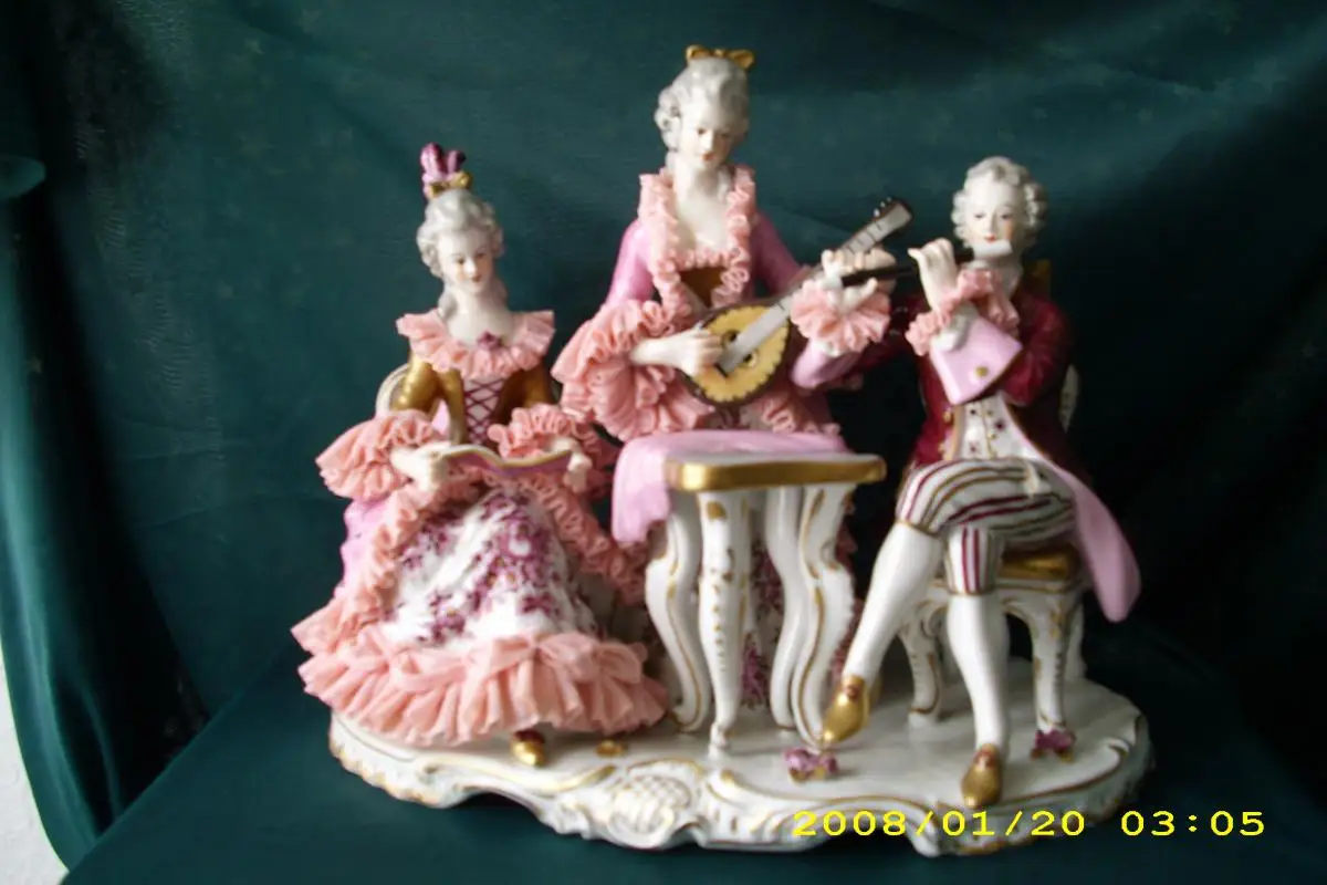 Hochwertige Porzellanfigur MSP \