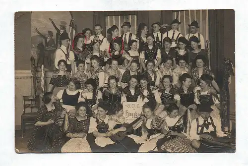 Foto Ak S. D. G. In Hirsebach Gruppenbild Postkarte 1921