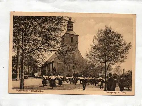 Ak Spreewald Heimatbilder Kirchgang in Burg