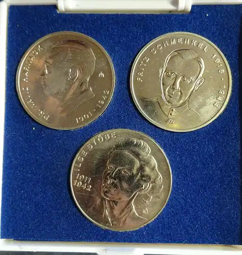 3 Medaillen Harnack, Schmenkel, Stöbe DDR Etui !