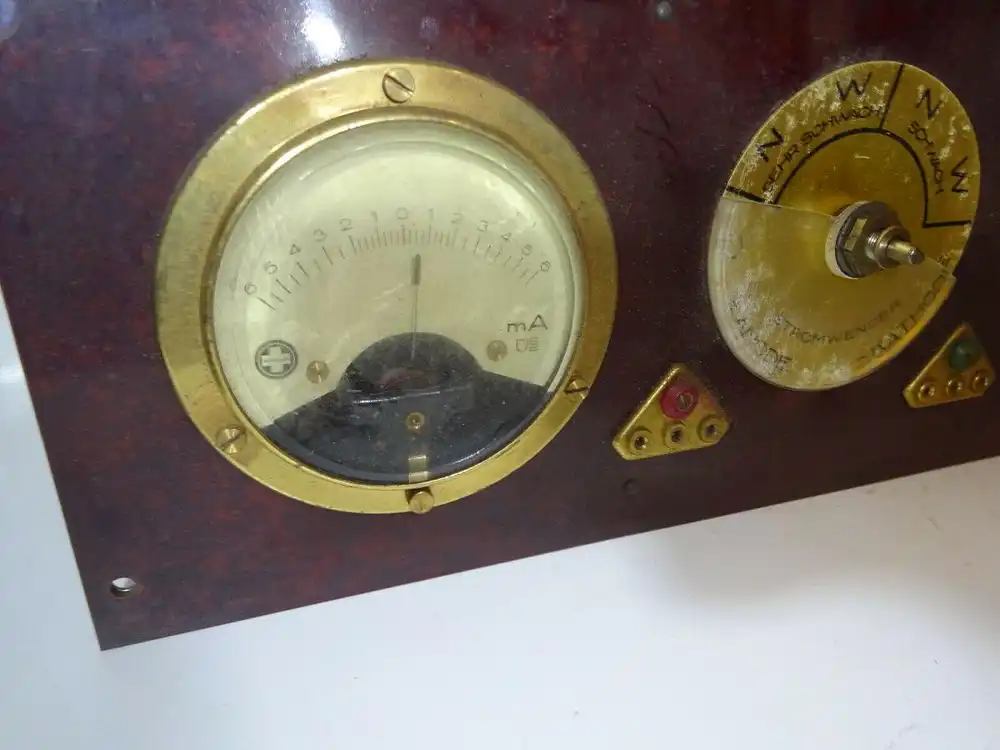 Wohlmuth Reizstromgerät mit Originalkarton zum herrichten um 1900 ! 8