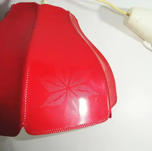 Kuriose Kunststoff Lampe Deckenlampe Rot 1970er 1980er Vintage lamp !