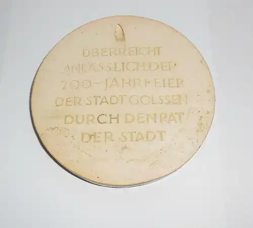 Andenken Plakette 700 Jahrfeier der Stadt Golssen DDR Porzellan Niederlausitz