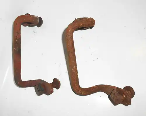 2 handgeschmiedete Türgriffe Schuppengriffe Henkel Eisen Vintage Deko !