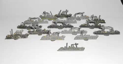 Konvolut alter Zinn Schiffe Zinnfiguren Flachfiguren vor 1945 !