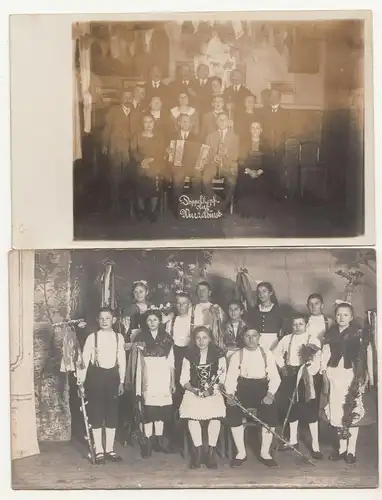 2 x Foto Ak Cunewalde Doppelkopfclub Wurzelbürste & Kinder Theater 1920er (A3873