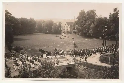 Foto Ak Festumzug Schützen Umzug Cunewalde Oberlausitz um 1935 (A3870