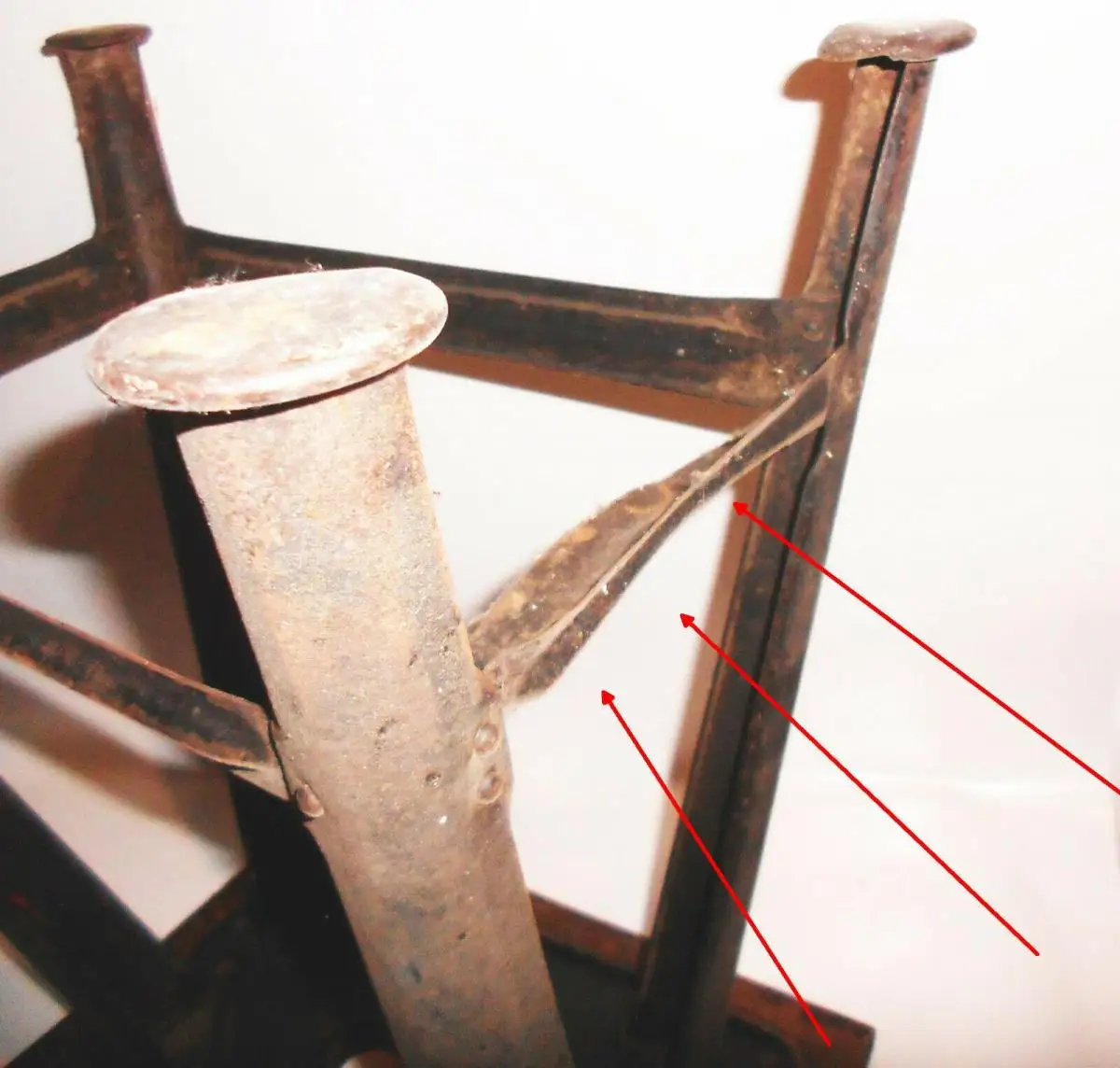 Viereckiger Werkstatt Hocker Schemel Loft Industrie Design Vintage stool 8