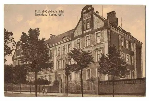 Ak Dresden Polizei Gebäude Süd Berittene Abteilung 1928 !