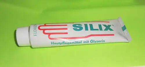 DDR Tube Florena Silix unbenutzte Lagerware Handcreme VEB mit Inhalt Deko !