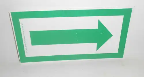 Schild DDR Kunststoff Hinweisschild Fluchtweg Grüner Pfeil Loft Deko