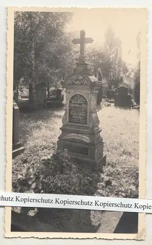 Foto Ak Grab Jähnichen Grabstein Friedhof Pirna Copitz um 1930  (A3658