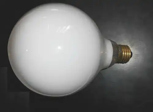 Kuriose Kugellampe ohne Lampenschirm mit Glühbirne Vintage Industrie Deko
