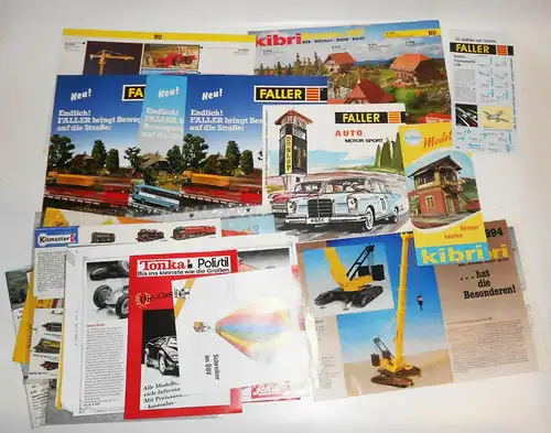 Konvolut Werbung Blätter Prospekte Modellauto Modellbahn Eisenbahn 1990er Jahre