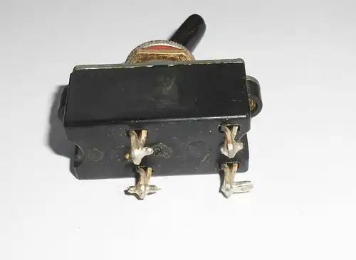 Alter Stufenschalter An Aus Bakelit DDR Bastlerware Ersatzteil Kippschalter !