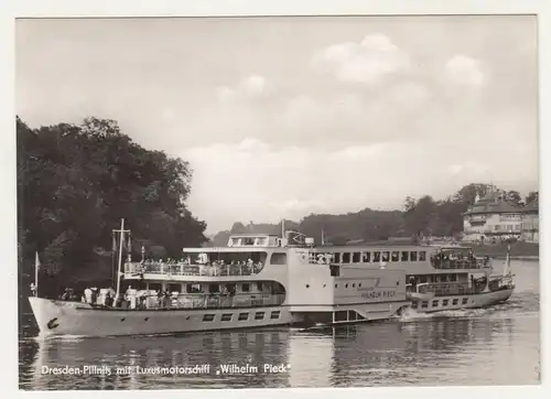 DDR Ak Dresden - Pillnitz mit Luxusmotorschiff Wilhelm Pieck 1967 ! (A3201