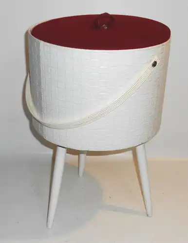 Alter Hocker Weiss Nähhocker 70er Jahre DDR Design Vintage Behälter Box