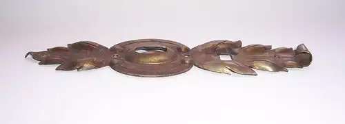 Uralter stark geprägter großer Möbelbeschlag Schlüsselblende vor 1945 !