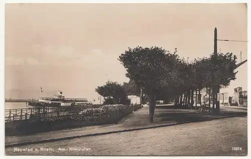 Echtfoto Ak Neuwied a. Rhein Am Rheinufer um 1920/30 ! (A2161