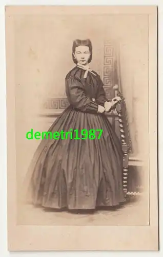 CdV Foto Dame Reifrock prächitges Kleid um 1865 Winkelmann Berlin Teplitz (F1989
