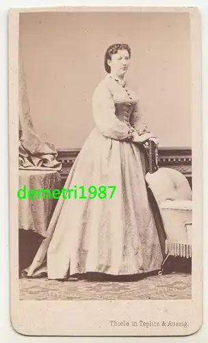 CdV Foto Dame in feiner Mode um 1870 Thiele Teplitz Aussig Böhmen 