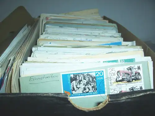 Schuhkarton voll Briefe Postkarten FDC - BRD DDR Weltweit Ausland Fundgrube ?!