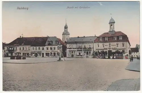 Kolorierte Ak Radeburg Markt mit Ratskeller um 1915
