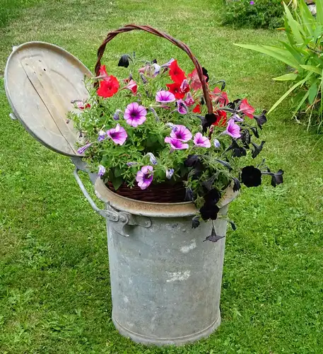 DDR Mülltonne 45 cm Zink Aschetonne Kübel Pflanzgefäß Gartendeko Feuertonne